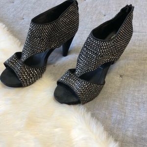 Jeffery Campbell Ibiza rally studed heels sz.10